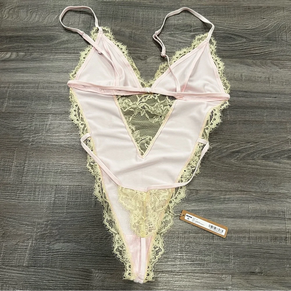 SKIMS velvet lace teddy lingerie one piece - Picture 4 of 7